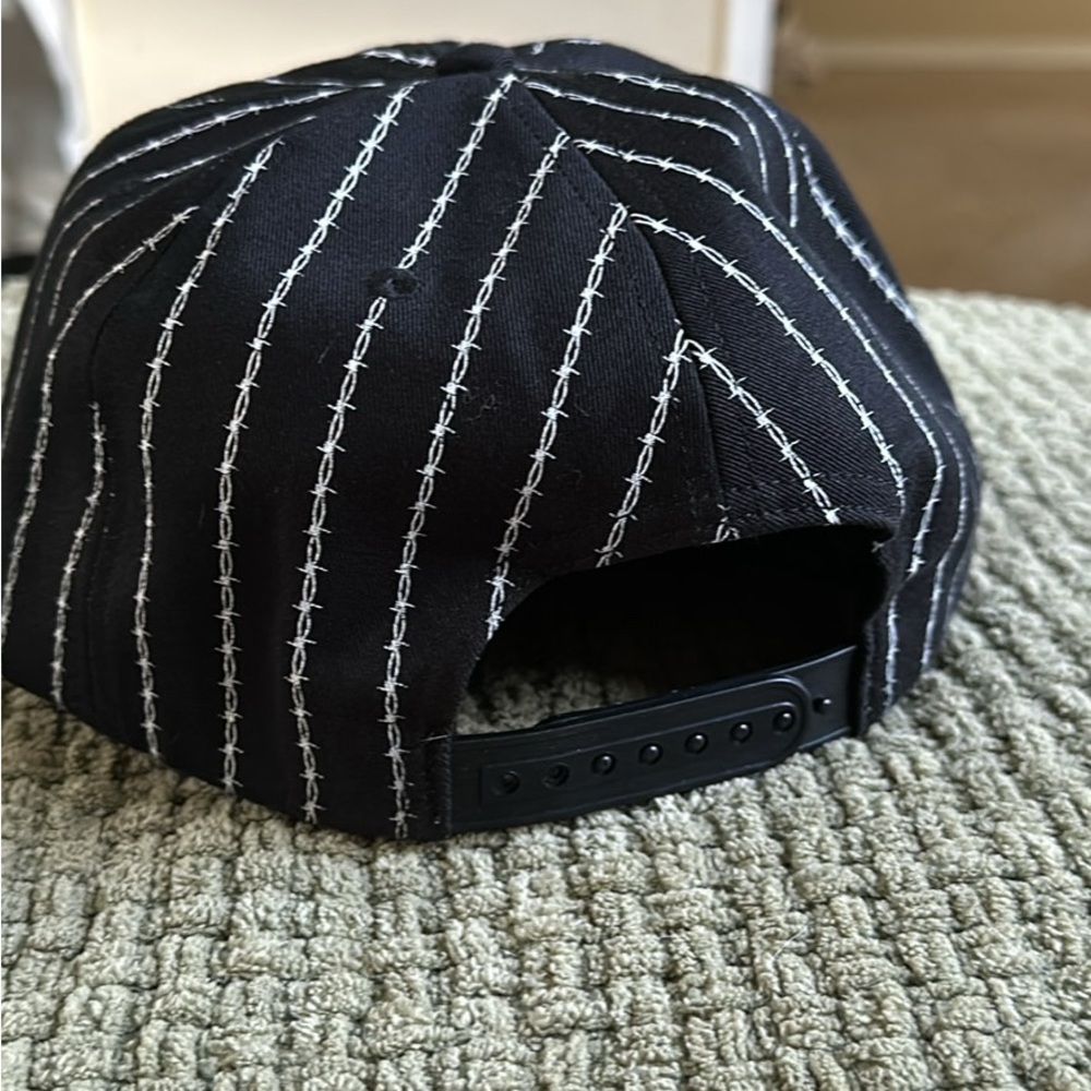 Section8LA SnapBack - Picture 2 of 3